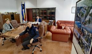 CJ Arad Iustin Cionca a purtat discuții despre noul Complex Matern-Pediatrie din Arad cu specialiști în sănătate și securitate