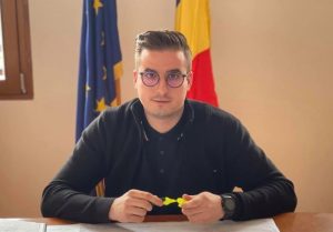 Brașov: Primarul Apafi Mihai Florin a prezentat lucrările de reabilitare a sălii de sport din incinta Colegiului Țara Bârsei din comuna Prejmer