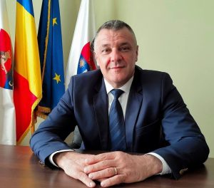 Deva: Primarul Florin Oancea a fost în vizită la Creșa Deva din cartierul Gojdu pentru a verifica stadiul lucrărilor de reabilitare și modernizare