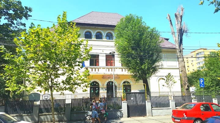 Primăria Sectorului 6: Grădinița 250 și Colegiul Tehnic Iuliu Maniu vor intra în consolidare